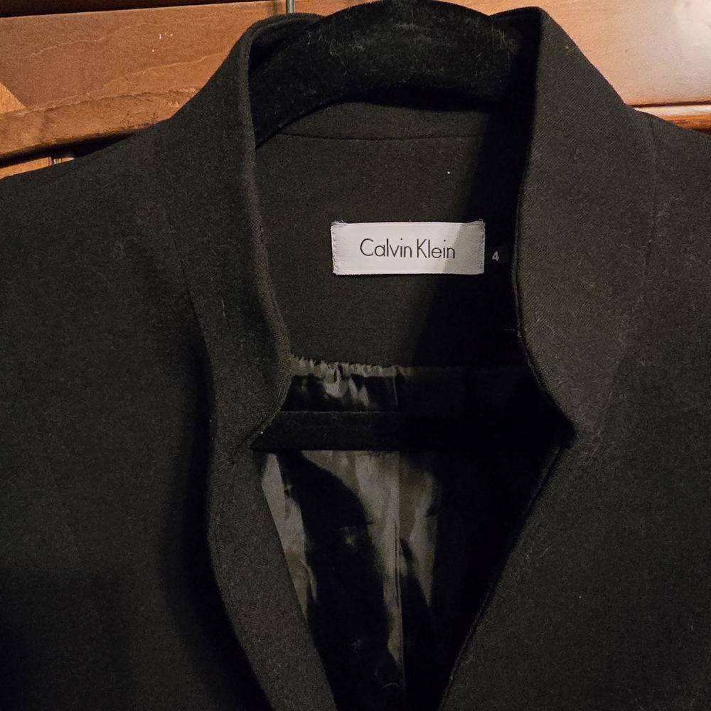 Elegant High Collar Calvin Klein Black Button-Down Dress - Picture 2 of 7